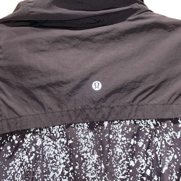 LULULEMON Ride & Reflect Cape/Jacket REFLECTIVE - Very Excellent Condition - Picture 12 of 16